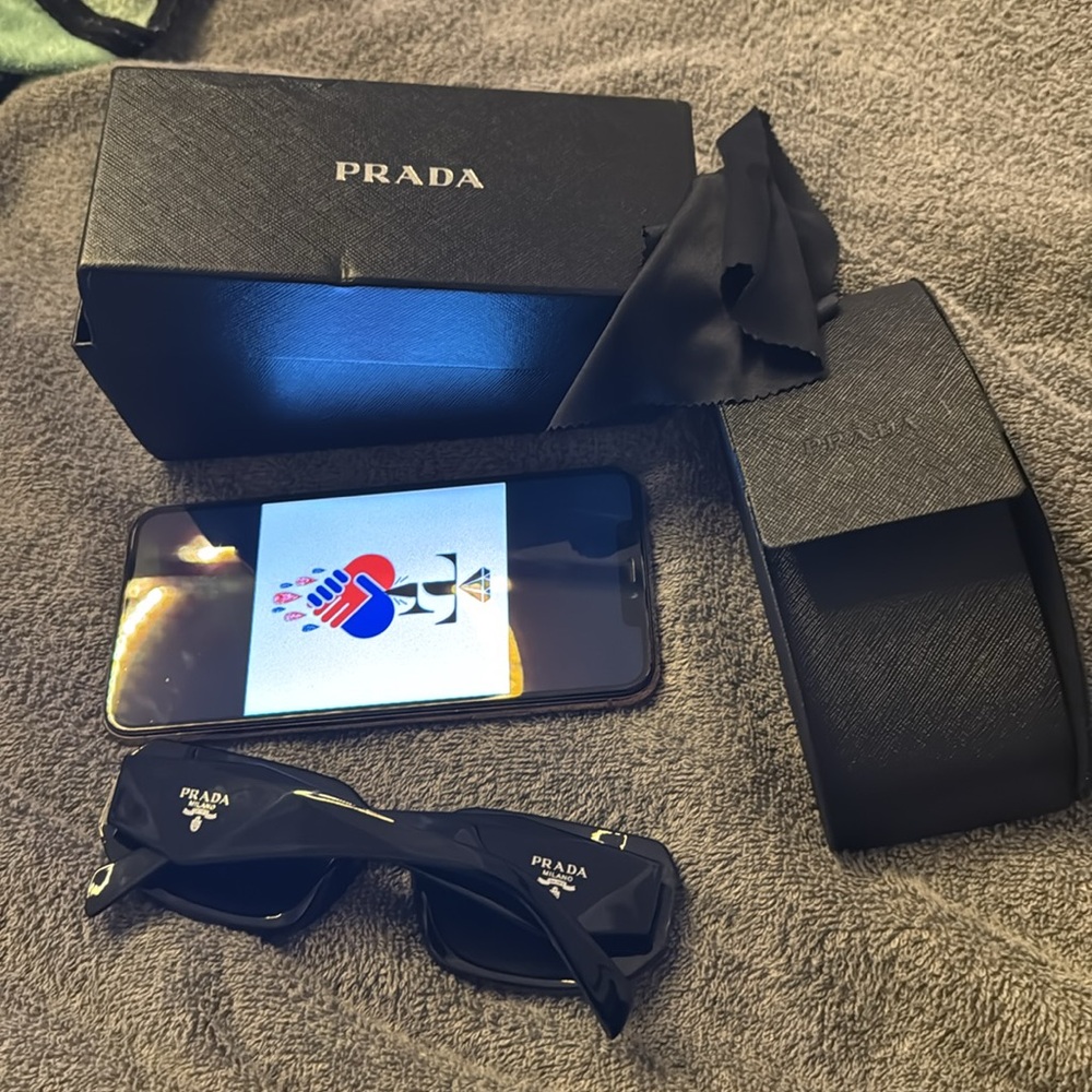 Prada Frames - image 2